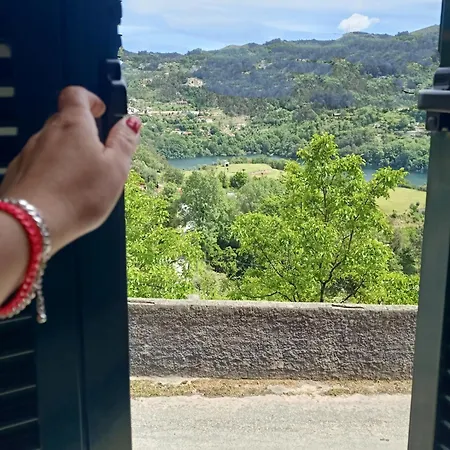 Retiro Da Montanha - Geres بيت للعطل *